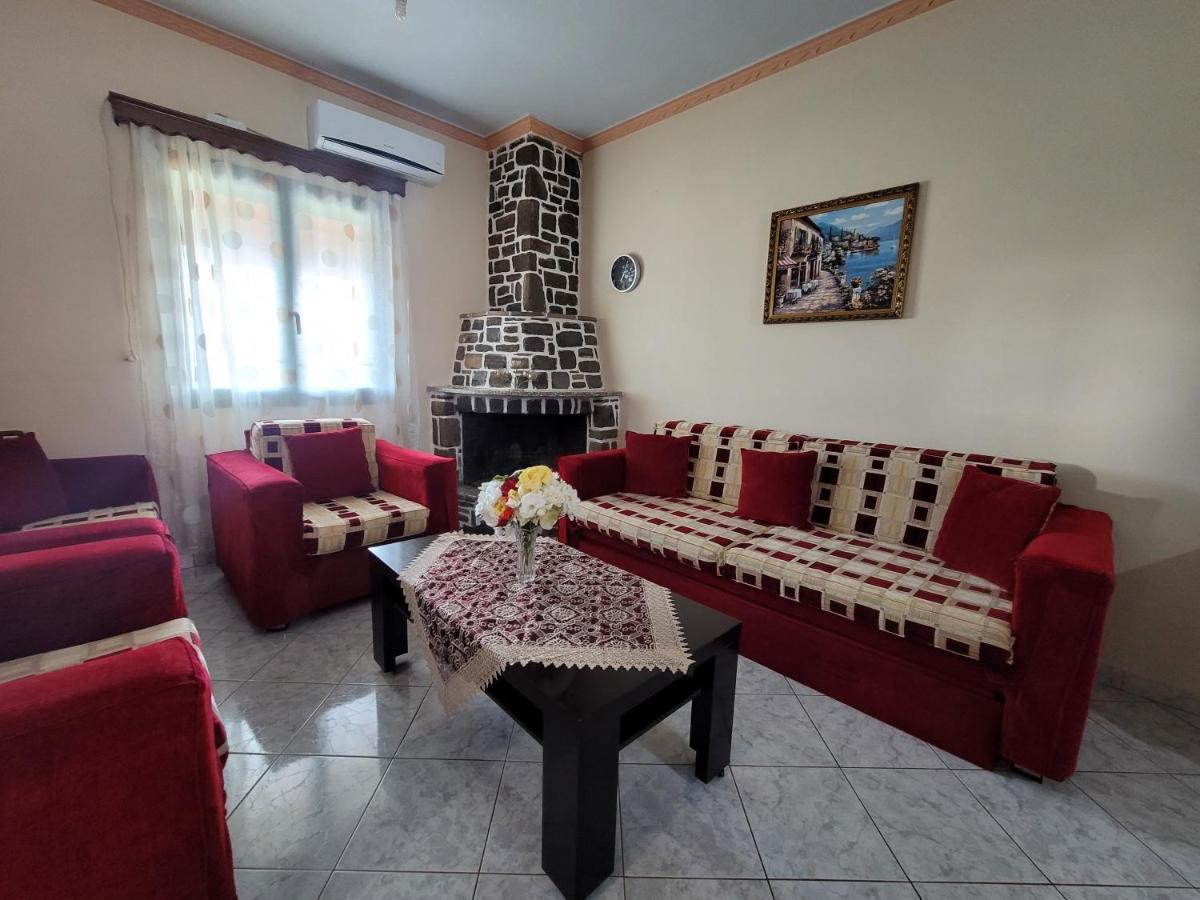 Petrefi Apartments Ksamil Buitenkant foto