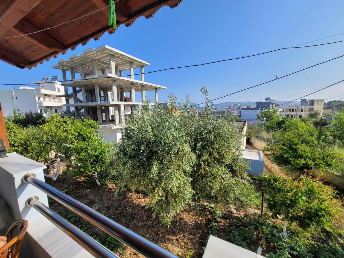 Petrefi Apartments Ksamil Buitenkant foto