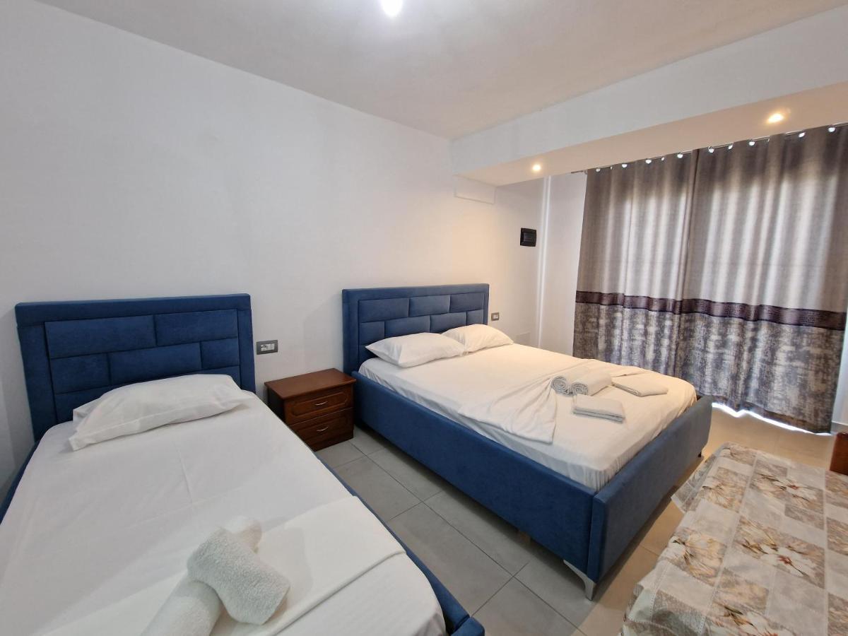 Petrefi Apartments Ksamil Buitenkant foto
